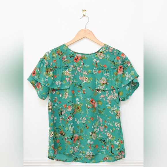 Xhilaration Green Floral Ruffled Short Sleeve Shirt Blouse Size M Boho Feminine - Picture 2 of 6